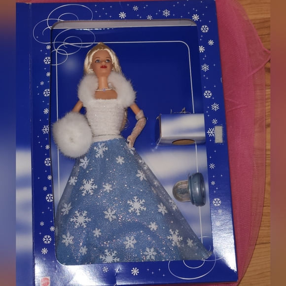 1999 Snow ❄️ Sensation Barbie - Picture 2 of 4